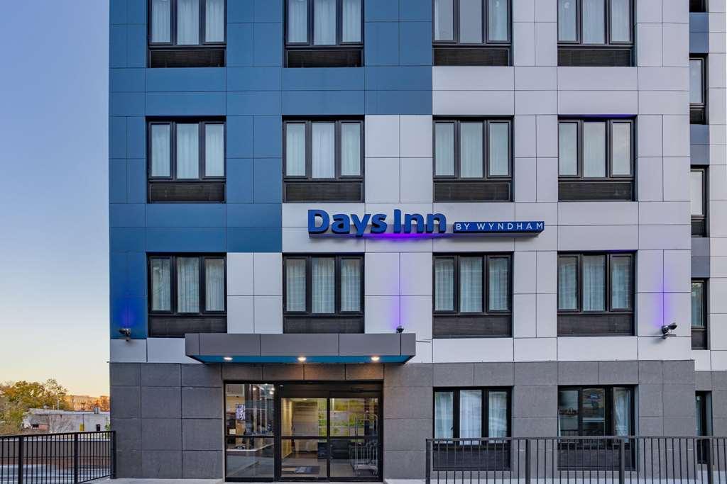 Days Inn By Wyndham Bronx Nyc Нью-Йорк Екстер'єр фото